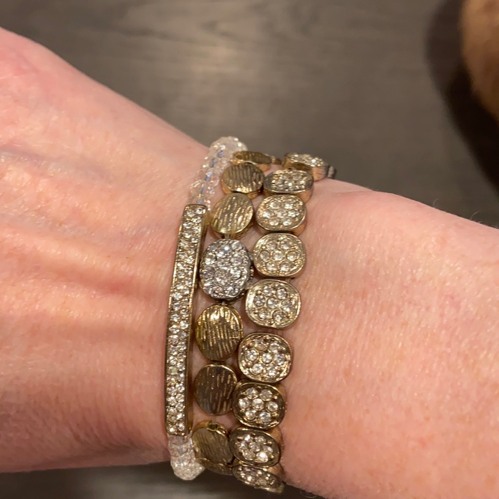 Set of three Guy & Eva stretch bracelets.